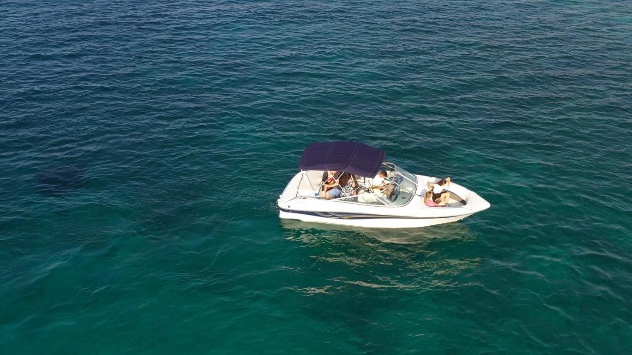 Medulin Labirint Queen Exterior photo